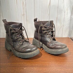 Vintage Y2K American Eagle chunky women’s boots